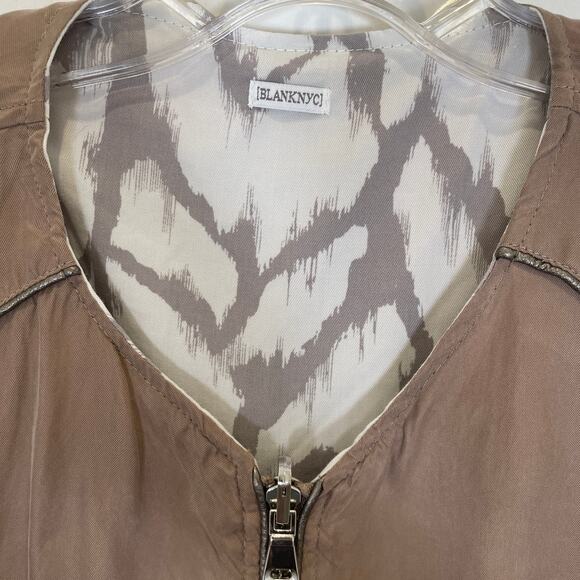 Blank NYC Reversible Bomber Jacket Taupe White Lyocell Zip Pockets M - Picture 4 of 9